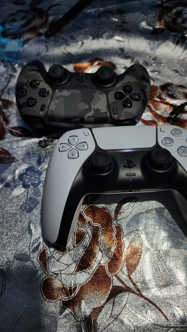 PlayStation 5 (Disk) for Rent - Image 3