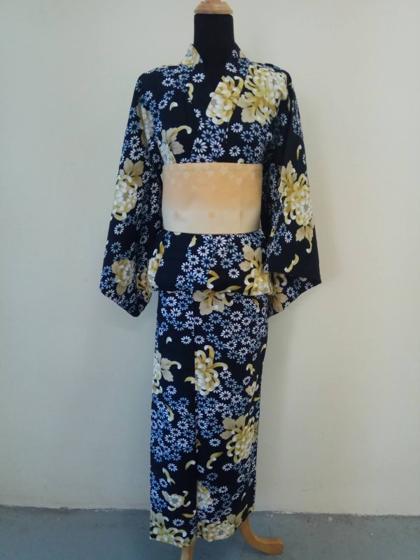 Japanese Traditional Yukata Female Black Base with Yellow Flower Printing Suitable for Bon Odori for Rent - Image 5