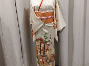 JAPANESE Traditional Kimono Houmongi Female Yellow Free Size for Rent