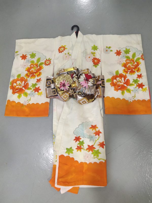 KIDS JAPANESE Traditional Kimono KIDS GIRL height 90cm - 120cm yellow orange shichigosan for Rent - Image 2